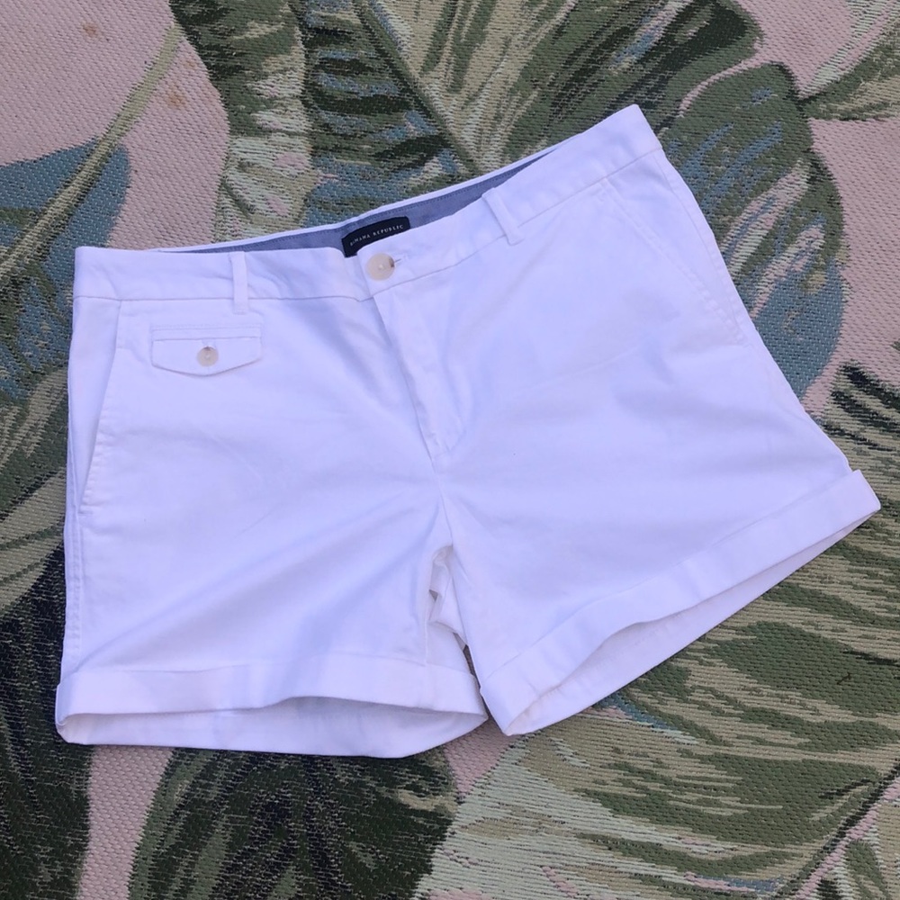 Banana Republic | White Chino Shorts